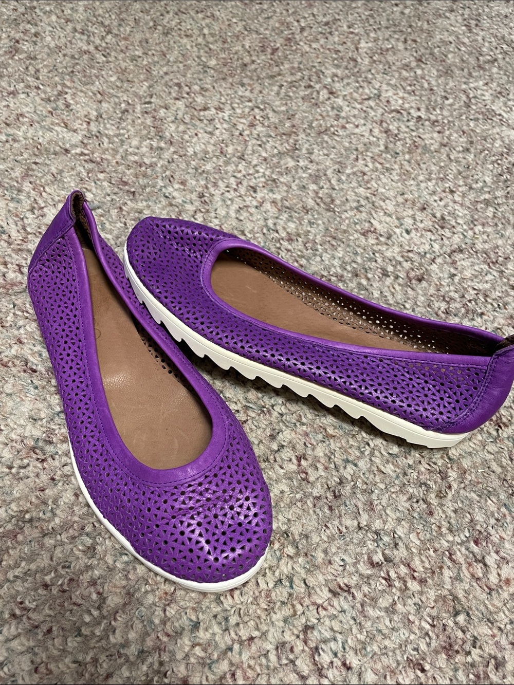 Bueno leather purple cut out flats with comfort 1 inch sole